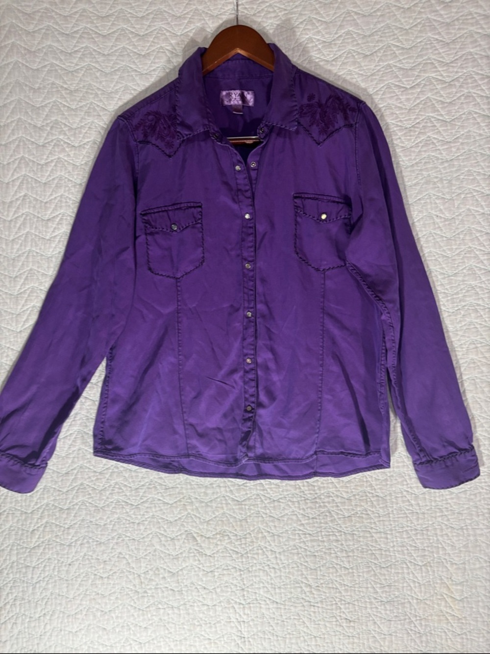 Women’s Purple Pearl Snap Button Down Shirt with Western Yoke Silk/Cotton Blend